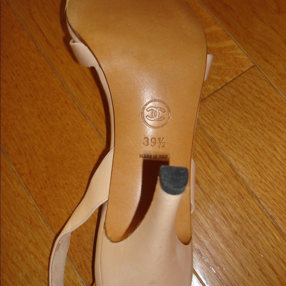 Chanel Open-Toe Slingback Heels (Peach color) - Picture 3 of 6